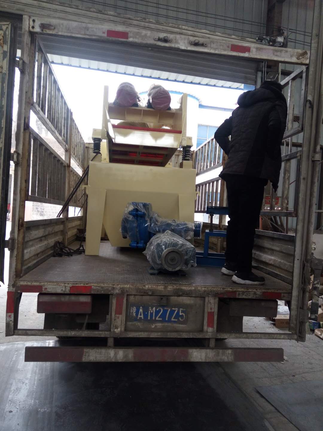 2017年12月29日发往湖南涟源的细砂回收机