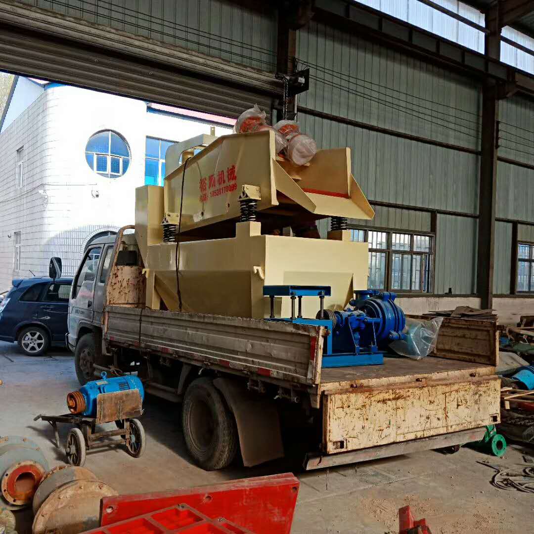 2018年4月2日发往新乡原阳的350细砂回收机