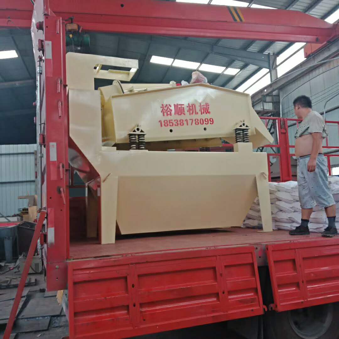 发往江西九江的350型细沙回收机